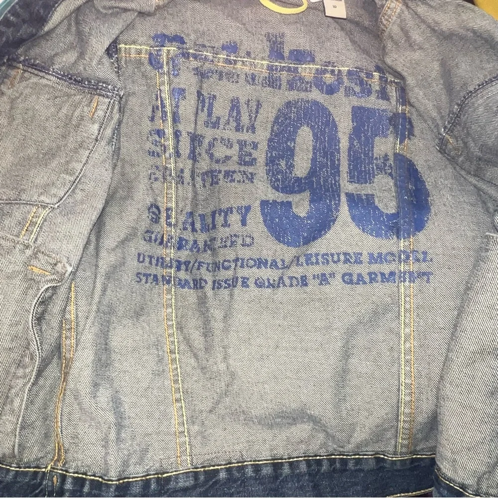 Kids Oshkosh Medium Wash Denim Jacket Kids Size 10 100% Cotton Jean Jacket Coat